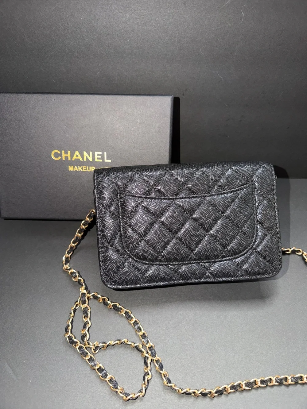 Chanel beaute makeup bag cosmetic chain quilted leather wallet on chain - Picture 5 of 11